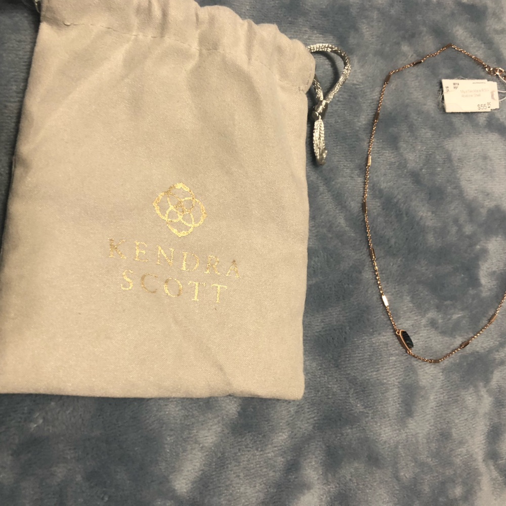 Kendra Scott choker necklace